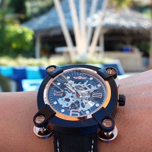 MECHANICZNY ZEGAREK H023